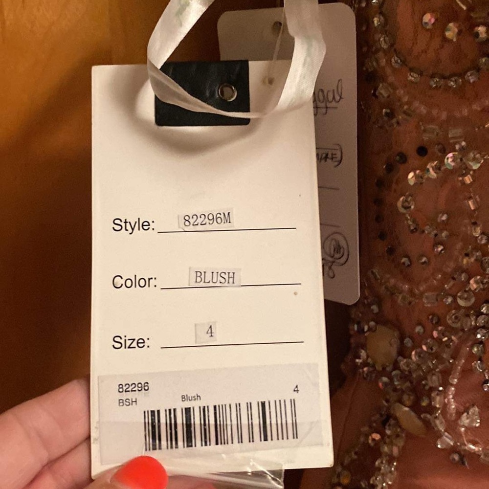 Macduggal blush color new dress size 4 - Picture 4 of 5